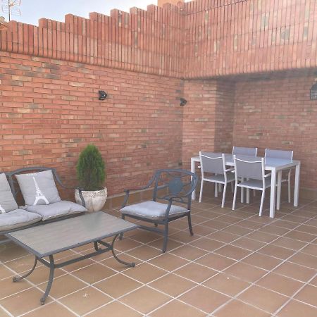 Teruelhome IV Atico Con Vistas Y Aparcamiento En El Centro Bagian luar foto